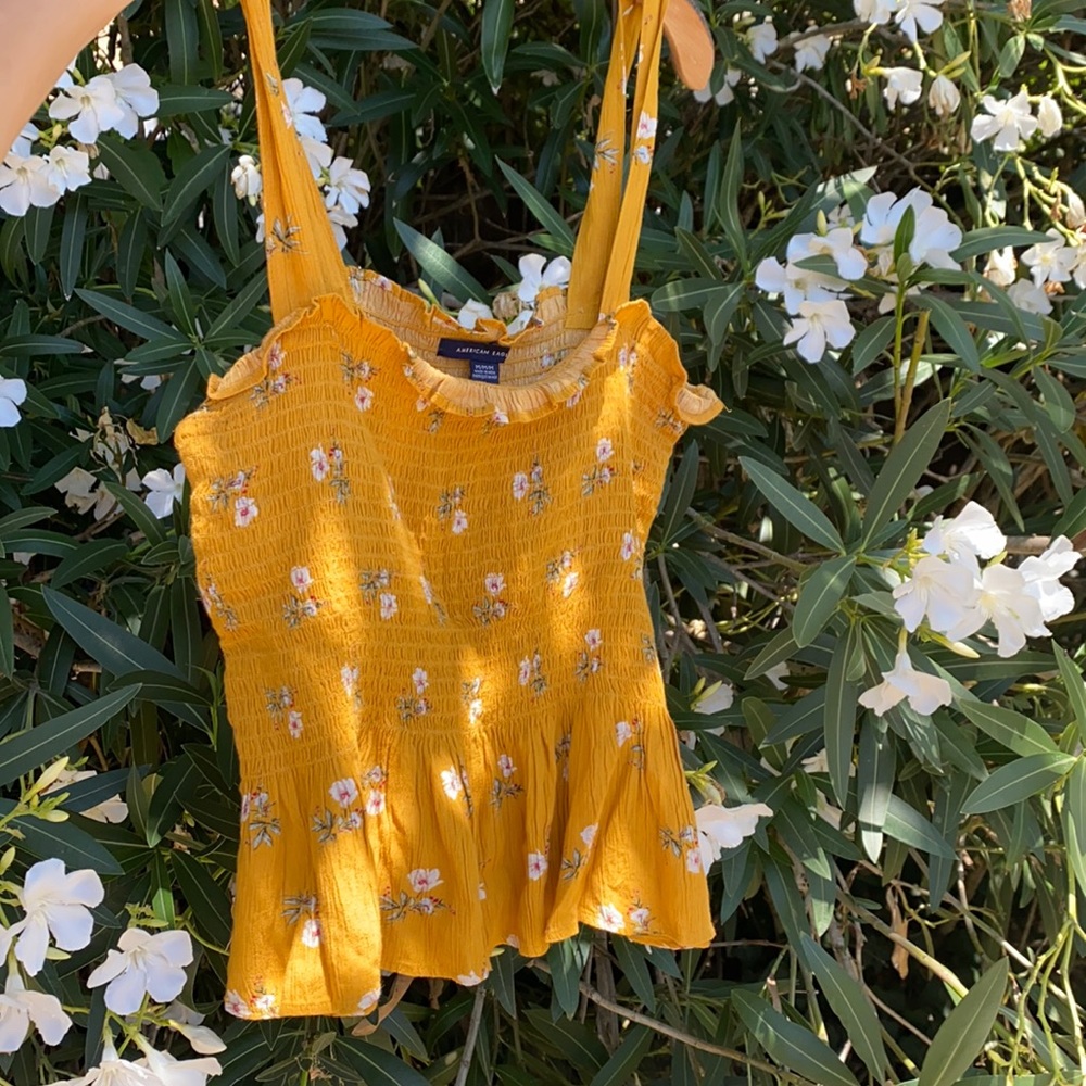 American eagle run hex tank top